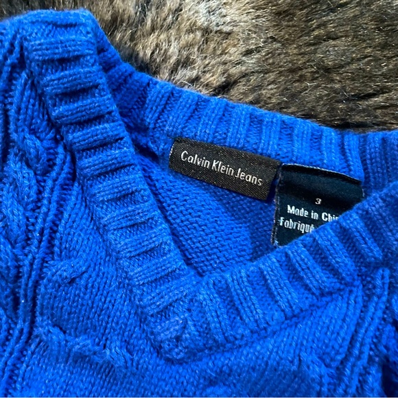 Boys Calvin Klein Vest ( 3 years ) - Picture 2 of 3